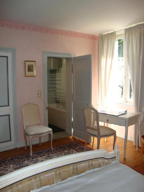 Au Charme Des Pommiers Bed & Breakfast Thiberville Exterior foto
